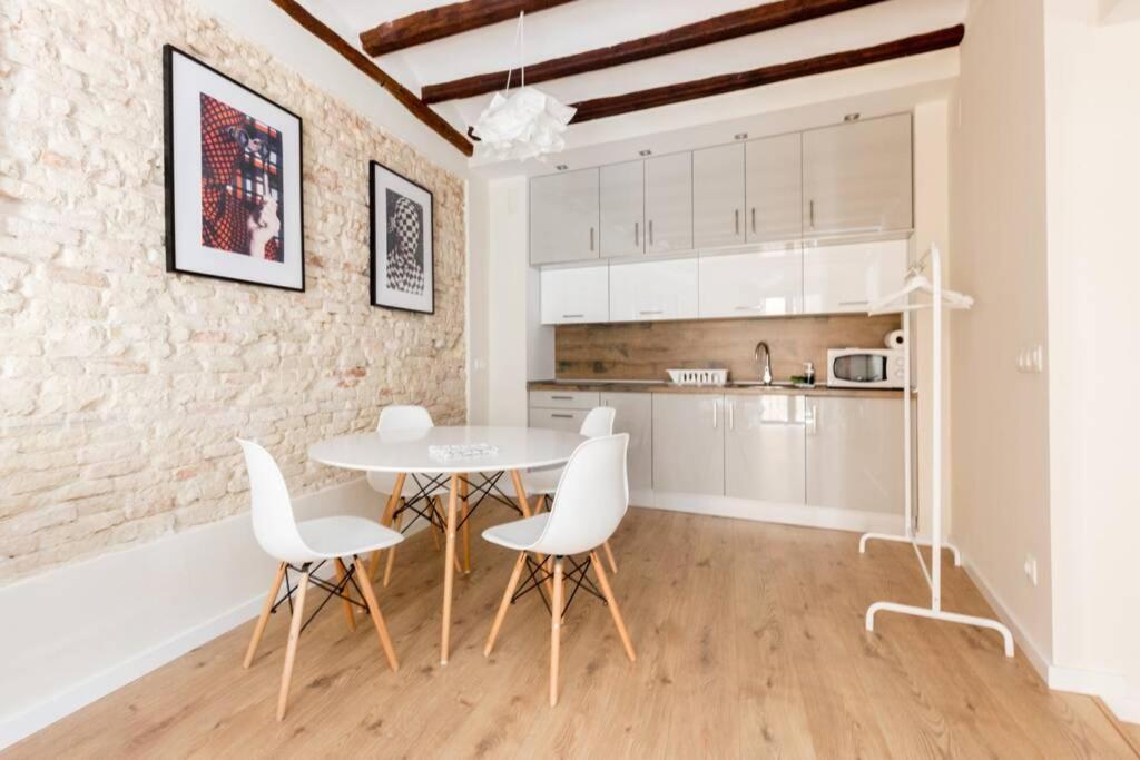 Ca2 - Apartamento Centrico De Un Dormitorio Con Opcion De Garaje Zaragoza Luaran gambar